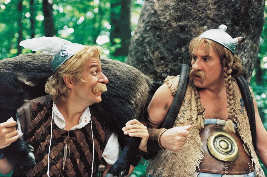 Asterix & Obelix gegen Caesar. Gerad Depardieu; Christian Clavier. “Asterix & Obelix gegen Caesar” [1999], Film von Claude Zidi.